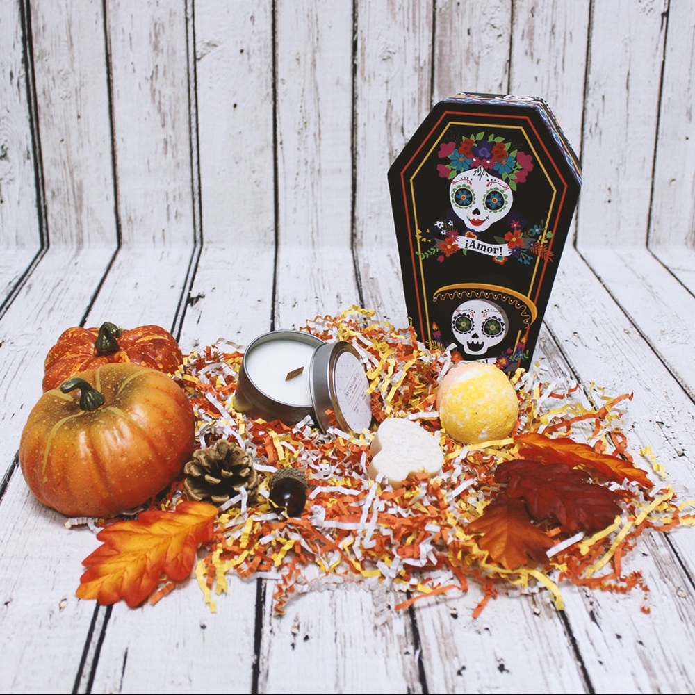 Trick or treat smell my feet gift box